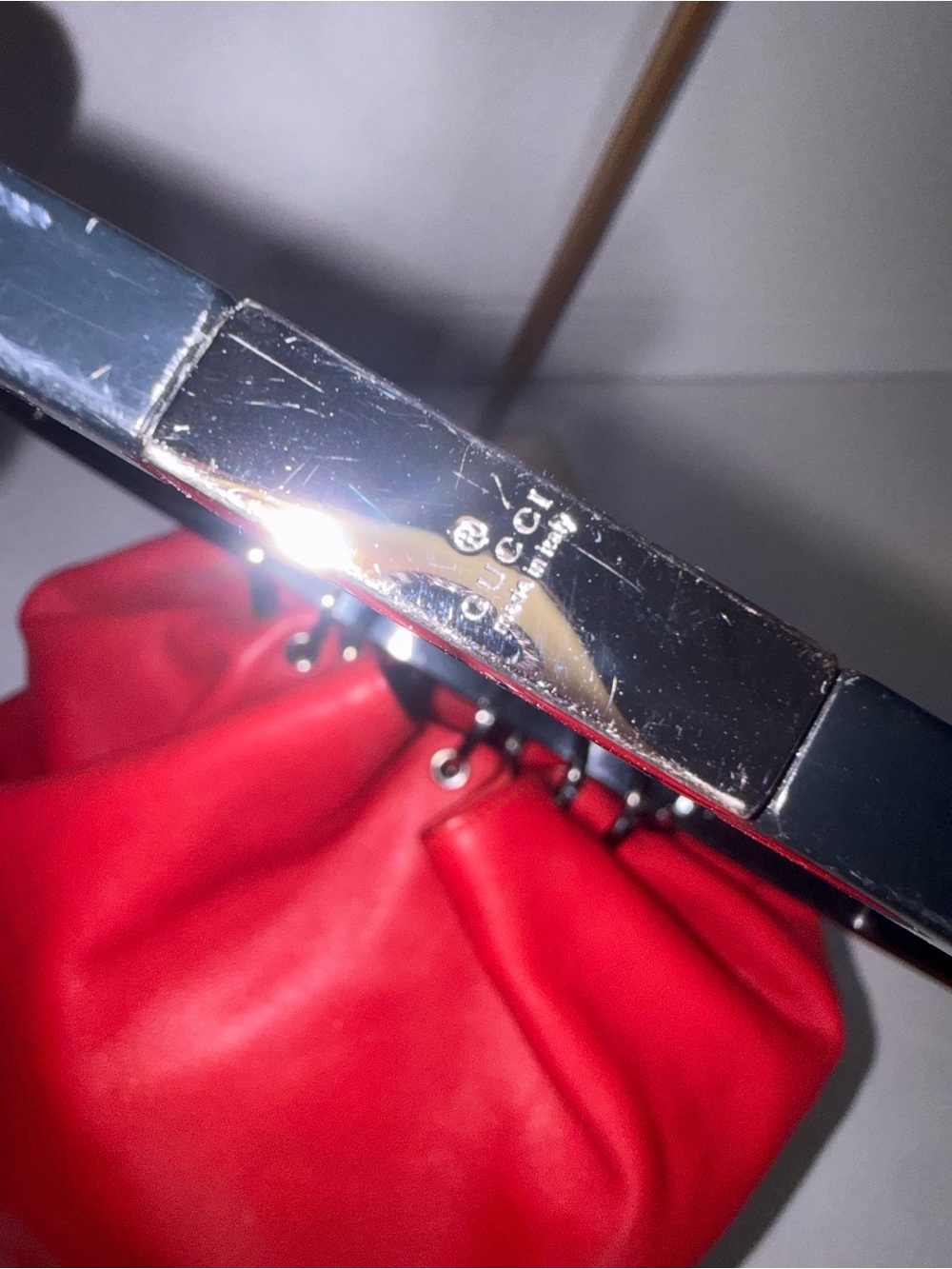 GUCCI RED LEATHER RING HANDLE BAG - Picture 3 of 9